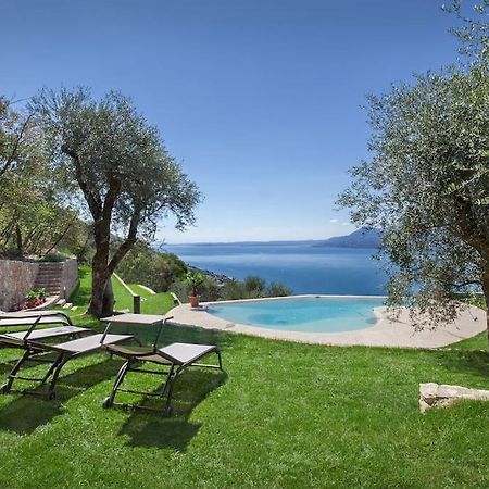 Villa Divina - Apt Divina Con Piscina E Vista Lago 布伦佐内堡 外观 照片